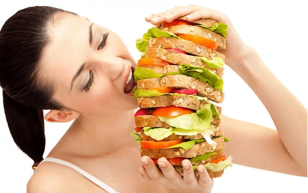 comer en exceso